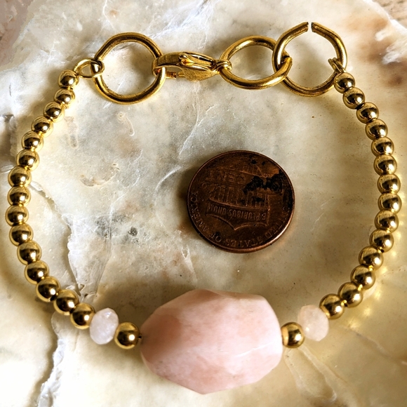 Natural Large Morganite Nugget &  Beads In Sweet Classy Bracelet - Picture 4 of 5